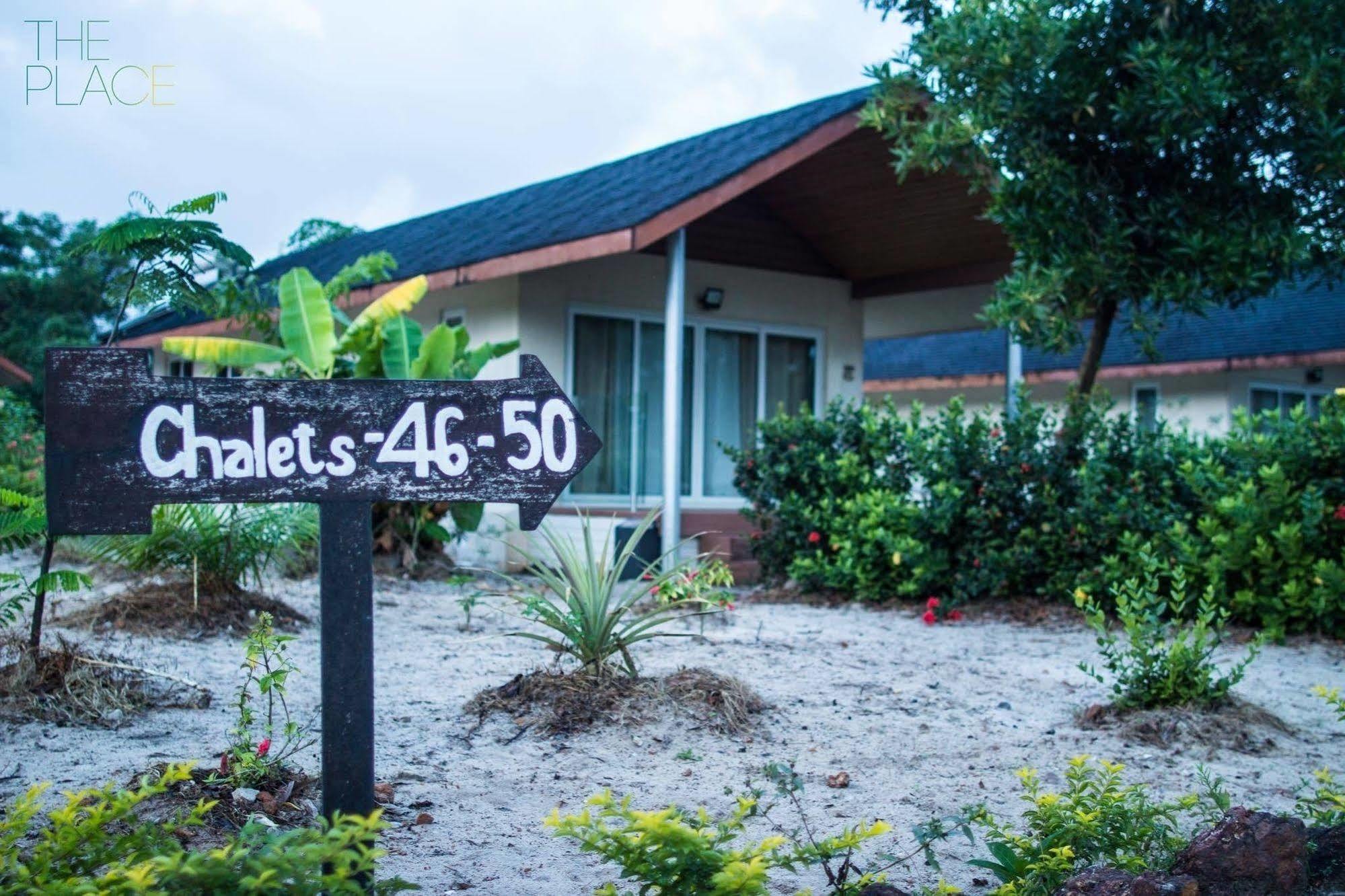 The Place Resort At Tokeh Beach Freetown Exterior photo